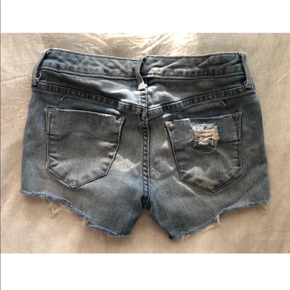 Jean cut off shorts - Picture 2 of 2